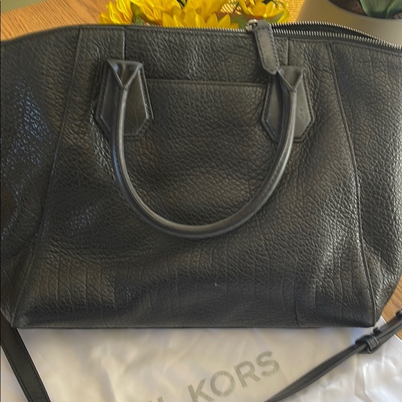 Michael Kors handbag - Picture 2 of 7